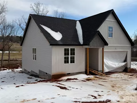4768 Thoreau Dr, Conover, NC 28613 photo 2