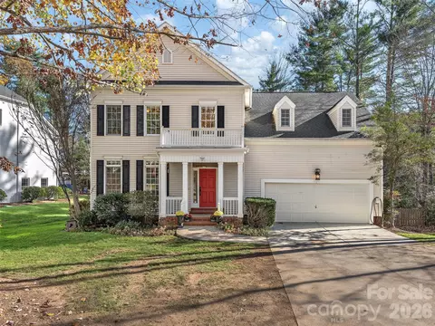 906 Woodvine Rd, Asheville, NC 28803