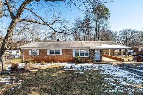 1005 2nd Se St SE, Conover, NC 28613