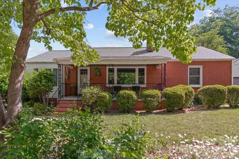 354 N Bost St, Statesville, NC 28677