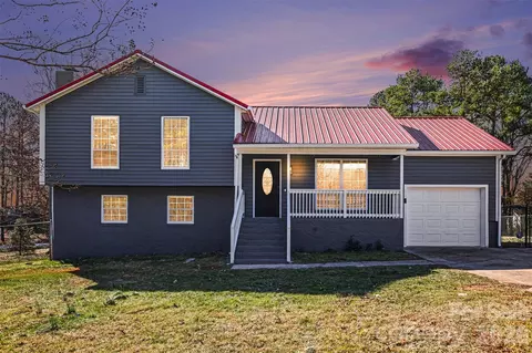 1901 Waverly Dr, Monroe, NC 28112