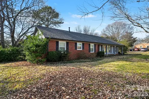 1005 S Magnolia St, Mooresville, NC 28115