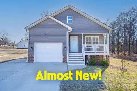 15 Hill St, York, SC 29745