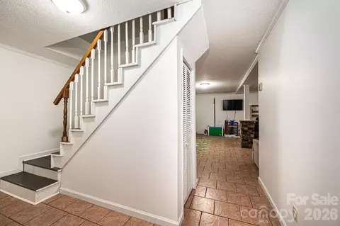 Entry Way - 1109 34th Street Ne Ln NE, Conover, NC 28613 photo 1 of 1
