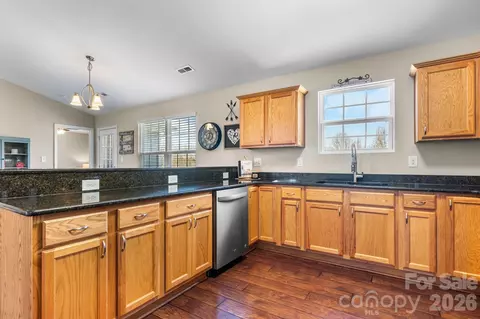Kitchen - 3842 E Maiden Rd, Maiden, NC 28650 photo 3 of 4
