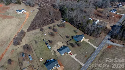 View/Area - 3842 E Maiden Rd, Maiden, NC 28650 photo 6 of 8