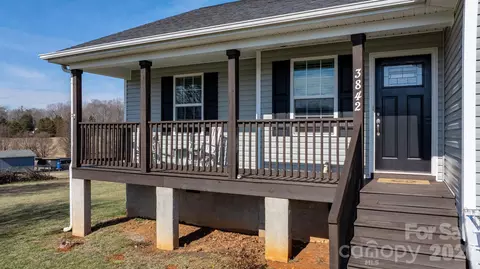 Exterior - 3842 E Maiden Rd, Maiden, NC 28650 photo 1 of 1