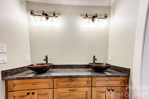 Bath - 175 Trinity Dr, Sylva, NC 28779 photo 1 of 10