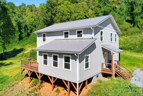 Exterior - 175 Trinity Dr, Sylva, NC 28779 photo 2 of 3