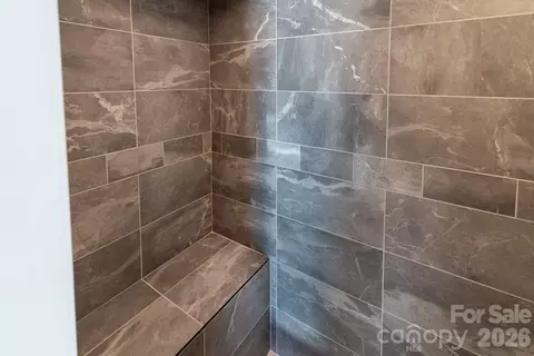 Bath - 175 Trinity Dr, Sylva, NC 28779 photo 5 of 7