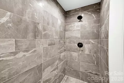 Bath - 175 Trinity Dr, Sylva, NC 28779 photo 10 of 10