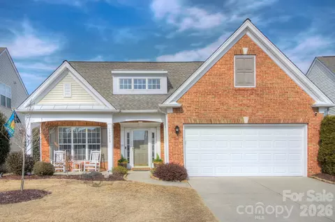 10219 Threatt Woods Dr, Charlotte, NC 28277