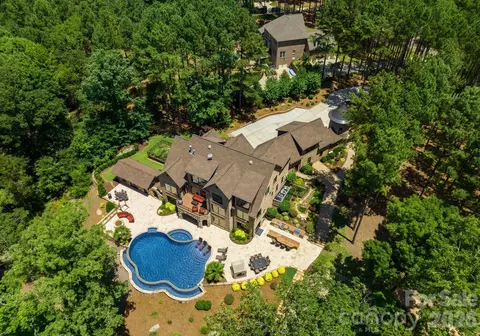 1220 Broadside Rd, York, SC 29745