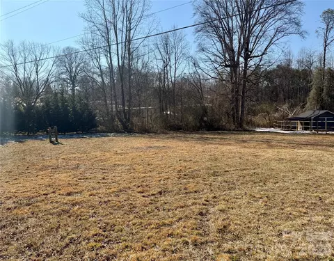 2485 Piney Rd, Morganton, NC 28655