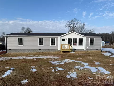 147 Titanium 38 Dr #38, Statesville, NC 28625