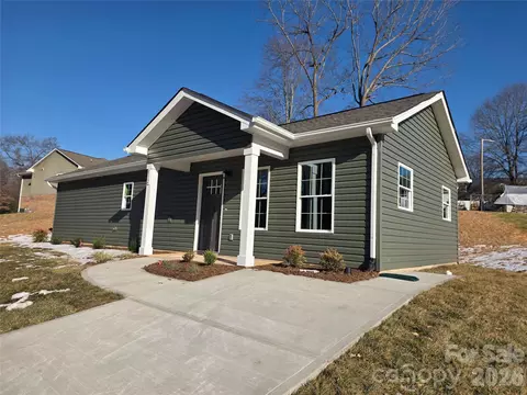 812 5th Sw Ave SW, Hickory, NC 28602