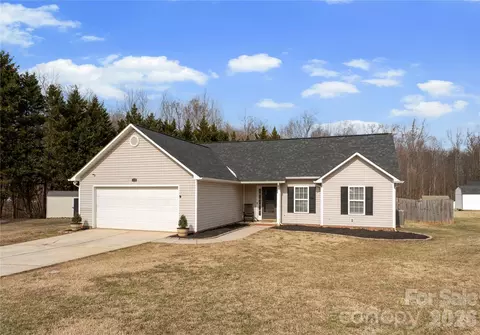 126 Gilcrest Ln, Troutman, NC 28166