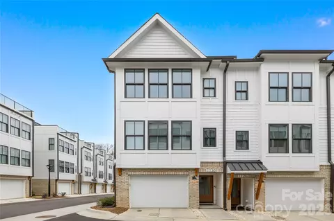 1130 Pegram Crossing 19 Dr #19, Charlotte, NC 28205