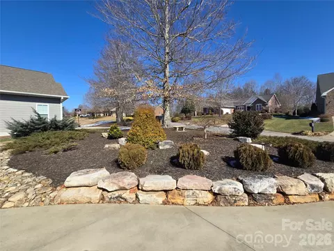 Exterior - 107 Beechmont Dr, Morganton, NC 28655 photo 4 of 13