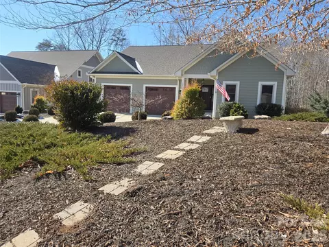 Exterior - 107 Beechmont Dr, Morganton, NC 28655 photo 2 of 13
