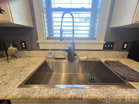 Kitchen - 107 Beechmont Dr, Morganton, NC 28655 photo 5 of 7