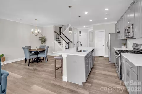 2206 Bexar Trl, Matthews, NC 28105