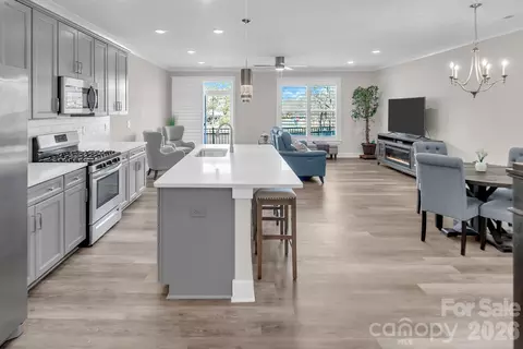 2206 Bexar Trl, Matthews, NC 28105