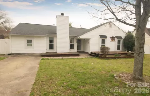 10927 Copper Field Dr, Pineville, NC 28134