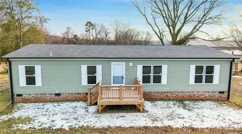 3925 Taylorsville Hwy, Statesville, NC 28625