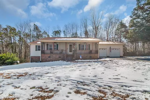 821 Bell Farm Rd, Statesville, NC 28625