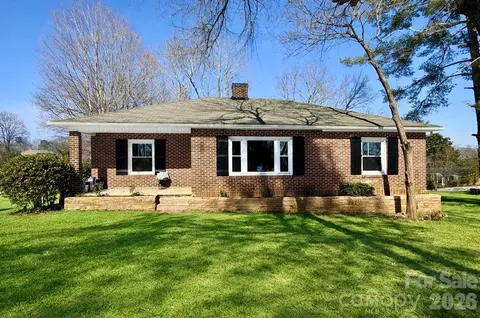 531 21st Ne Ave NE, Hickory, NC 28601