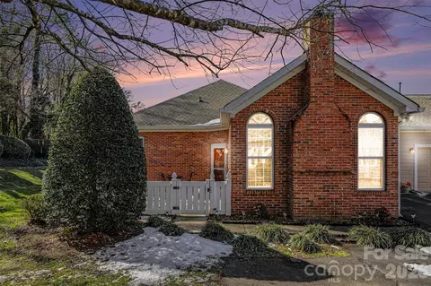 8057 Sultana Cir, Charlotte, NC 28227