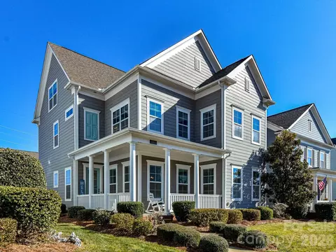 11915 Stirling Field Dr, Pineville, NC 28134