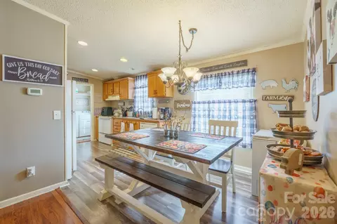 Dining - 1049 Ramsey St, Stanley, NC 28164 photo 2 of 3