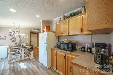 Kitchen - 1049 Ramsey St, Stanley, NC 28164 photo 3 of 4