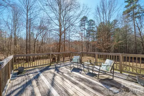 Exterior - 1049 Ramsey St, Stanley, NC 28164 photo 5 of 5