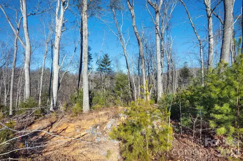 136 Riverbend Forest 21 Dr #21, Asheville, NC 28805
