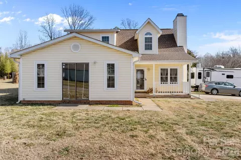 5400 Barnview Ct, Charlotte, NC 28269