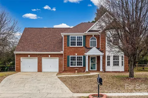 11440 Laurel View Dr, Charlotte, NC 28273