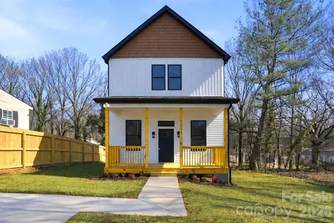 1021 4th St, Statesville, NC 28677