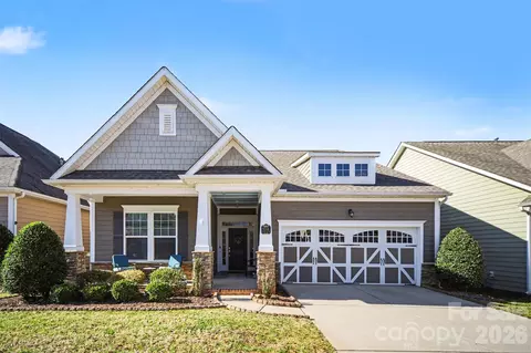 1008 Hercules Dr, Indian Trail, NC 28079