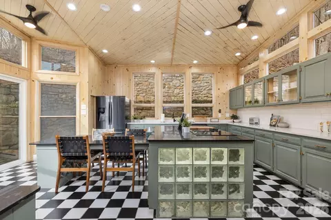 Kitchen - 556558 Thorncliff Dr, Seven Devils, NC 28604 photo 3 of 6