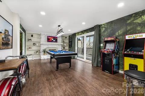Other - 556558 Thorncliff Dr, Seven Devils, NC 28604 photo 3 of 13