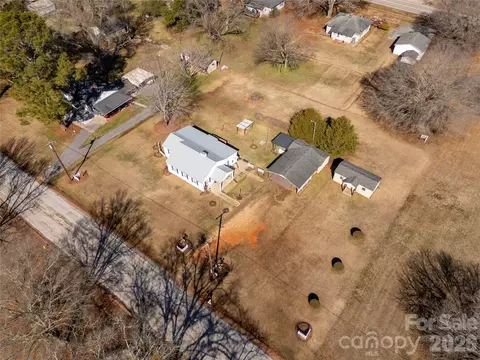 View/Area - 1227 Laurel Ave, Lancaster, SC 29720 photo 1 of 9