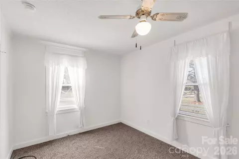 Bedroom - 1227 Laurel Ave, Lancaster, SC 29720 photo 4 of 7