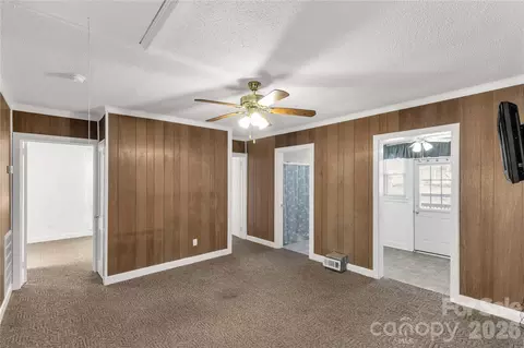 Living - 1227 Laurel Ave, Lancaster, SC 29720 photo 5 of 6