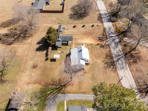 View/Area - 1227 Laurel Ave, Lancaster, SC 29720 photo 4 of 9