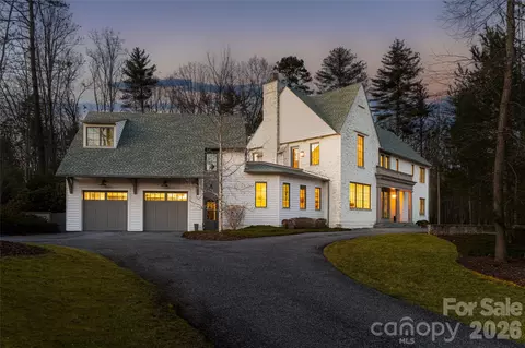93 Mirehouse Run, Asheville, NC 28803