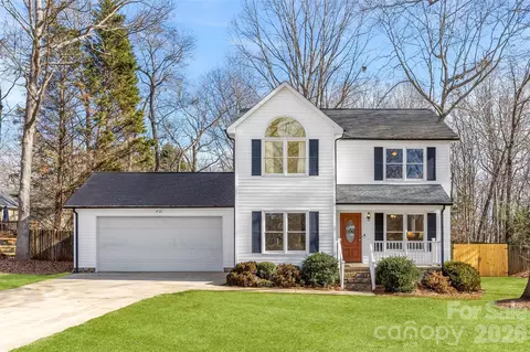2064 Colorado Ct, Lincolnton, NC 28092