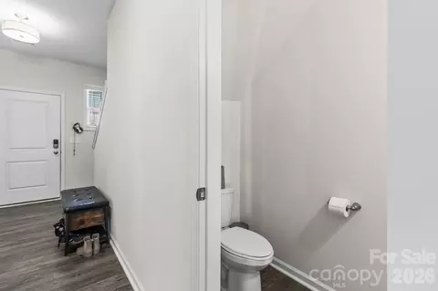 Entry Way - 3738 Yorkshire Pl, Terrell, NC 28682 photo 5 of 7